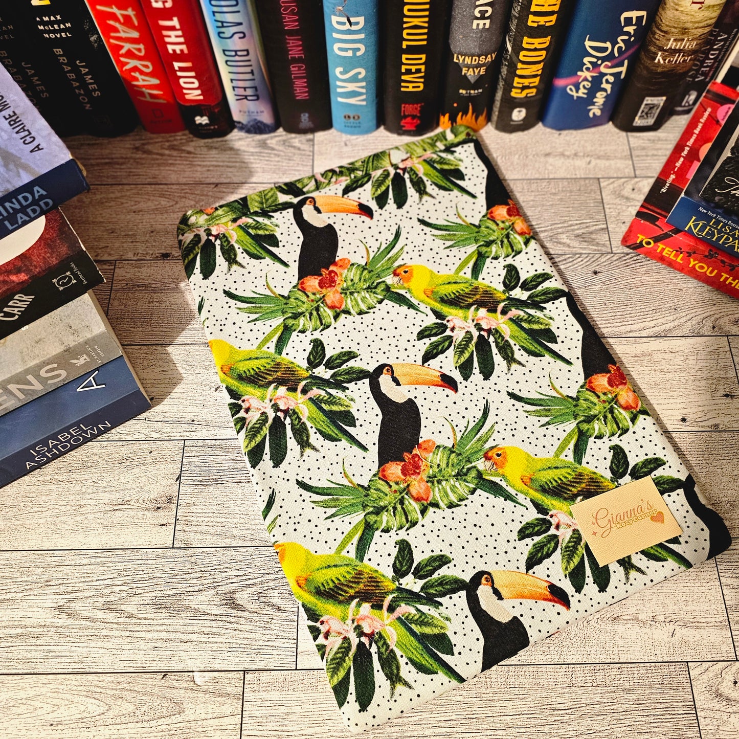 Tropic booksleeve